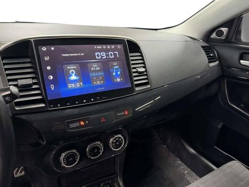 Used 2013 Mitsubishi Lancer Evolution GSR image 21