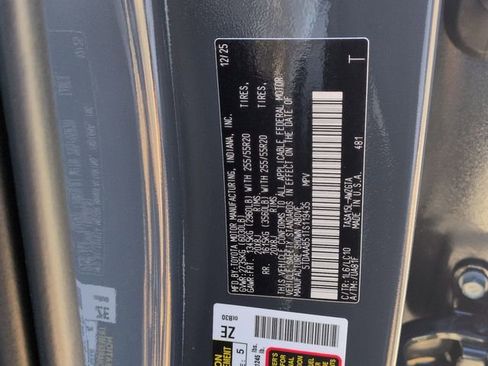 Certified 2026 Toyota Grand Highlander Limited image 33