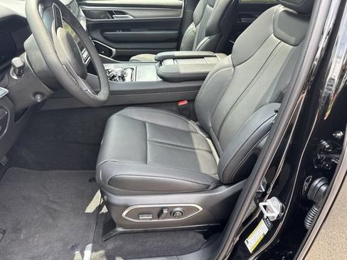 New 2026 Jeep Grand Wagoneer Limited AWD/4WD image 10