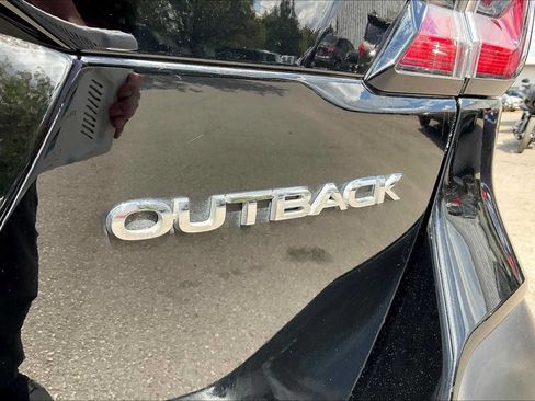 Used 2020 Subaru Outback Limited AWD/4WD image 10