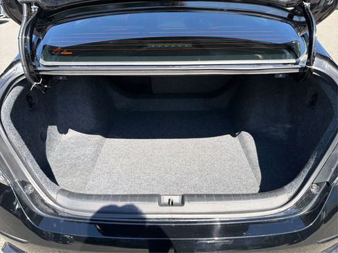 Used 2022 Honda Accord Sport image 11