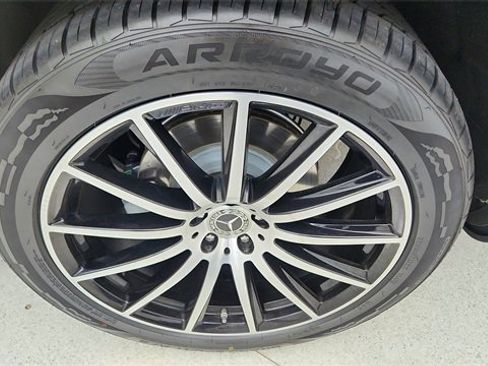 Used 2025 Mercedes-Benz GLS 450 4MATIC image 65