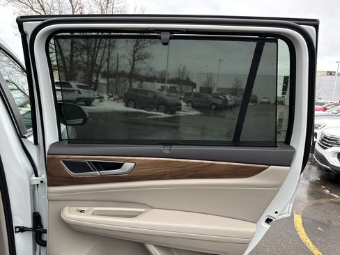 New 2026 Volkswagen Atlas SE image 20