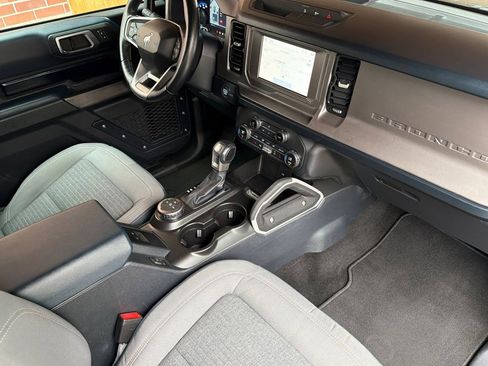 Used 2021 Ford Bronco Outer Banks image 16