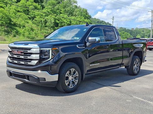 Used 2023 GMC Sierra 1500 SLE AWD/4WD image 3