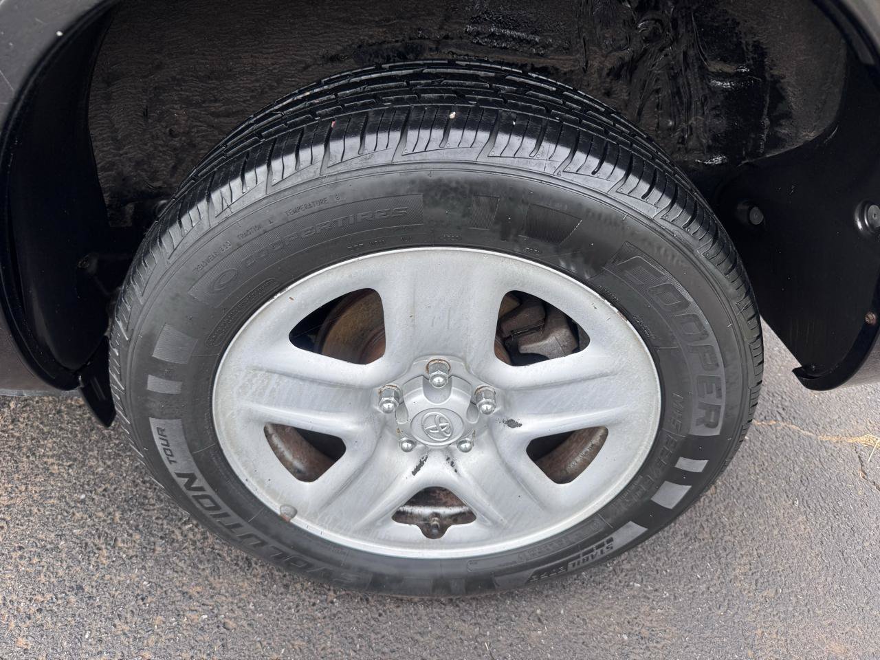 Used 2011 Toyota RAV4 2WD w/ Base L4 Extra Value Pkg image 22