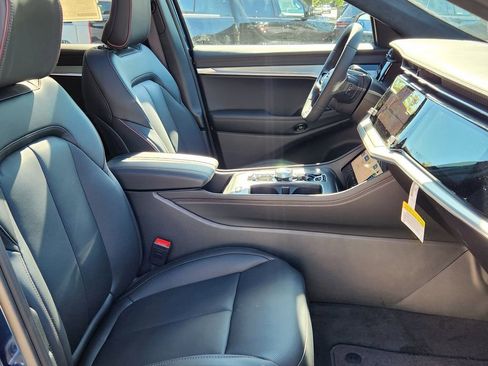 New 2025 Jeep Wagoneer S Launch Edition image 19