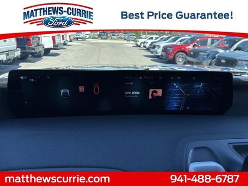 New 2026 Ford Expedition Active image 17