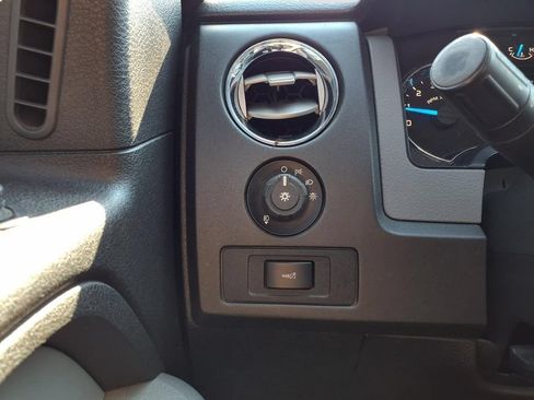 Used 2014 Ford F150 XLT w/ Equipment Group 302A Luxury AWD/4WD image 21