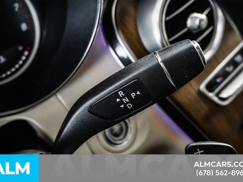 Used 2022 Mercedes-Benz GLC 300 w/ Premium Package Lite image 57