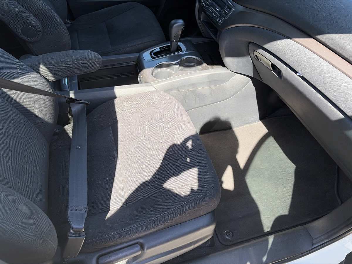 Used 2020 Honda Pilot LX image 7