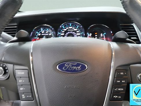 Used 2012 Ford Taurus Limited image 12