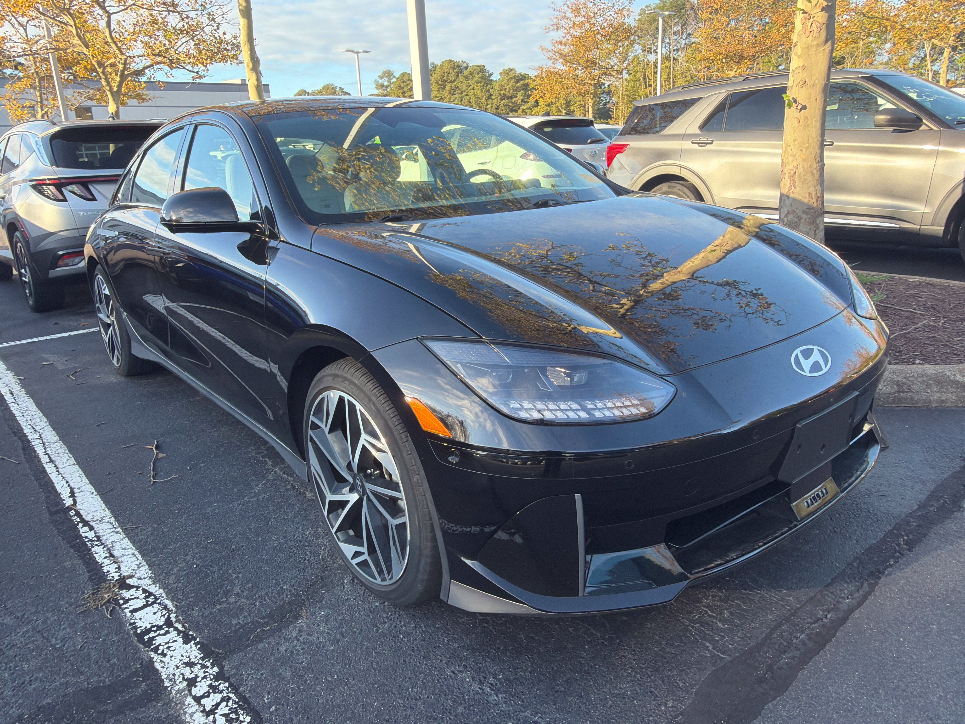 Used 2023 Hyundai Ioniq 6 Limited RWD image 1