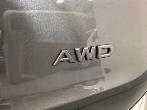 Certified 2026 Nissan Rogue SV image 7