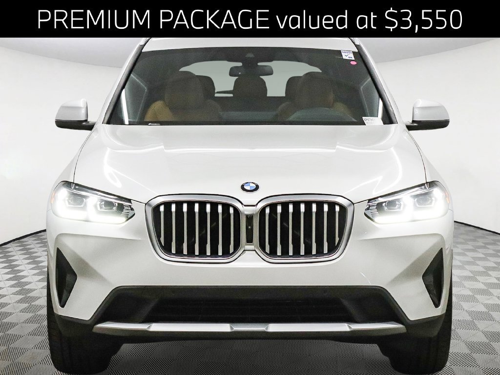 Certified 2024 BMW X3 sDrive30i w/ Premium Package RWD image 2