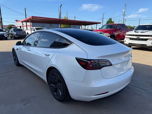 Used 2021 Tesla Model 3 Standard Range Plus RWD image 6