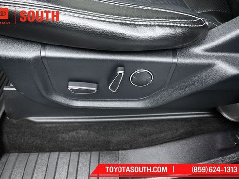 Used 2018 Ford F150 Lariat w/ Equipment Group 501A Mid AWD/4WD image 23
