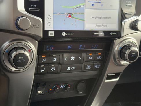 Used 2023 Toyota 4Runner Limited image 21