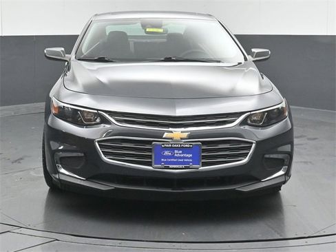 Used 2018 Chevrolet Malibu Premier w/ Premier Sun and Wheel Package image 6