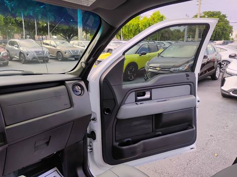 Used 2013 Ford F150 XL w/ Mid Equipment Group RWD image 60