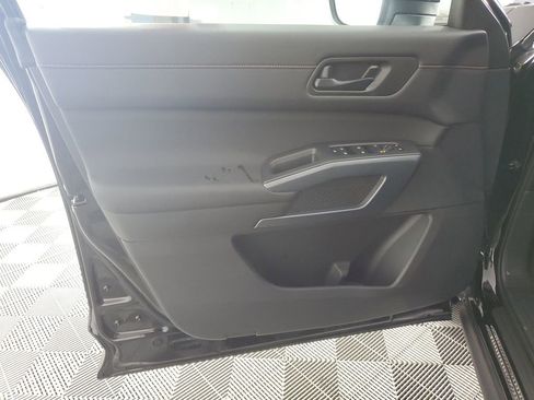 New 2025 Nissan Pathfinder Rock Creek image 26