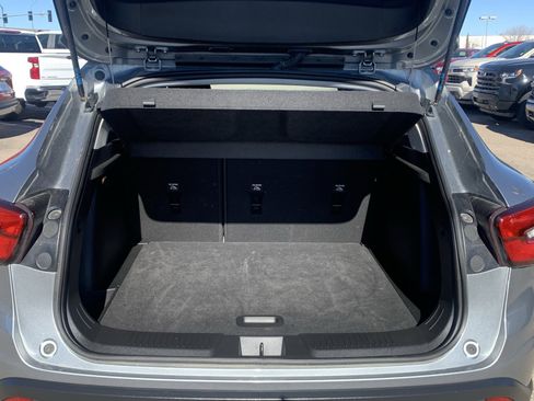 Used 2024 Chevrolet Trax LT w/ Driver Confidence Package image 36