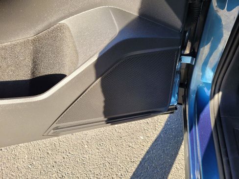 Certified 2020 Volkswagen Tiguan SE image 22