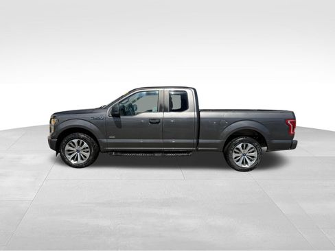 Used 2017 Ford F150 XL w/ Equipment Group 101A Mid RWD image 6