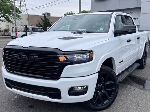New 2026 RAM 1500 Laramie AWD/4WD image 3