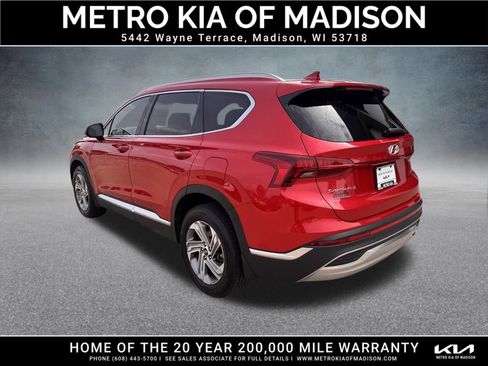 Used 2021 Hyundai Santa Fe SEL FWD image 4
