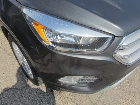 Used 2018 Ford Escape SE AWD/4WD image 9
