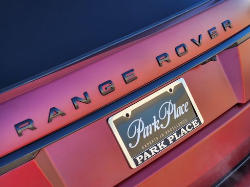 Used 2019 Land Rover Range Rover Long Wheelbase Supercharged image 10