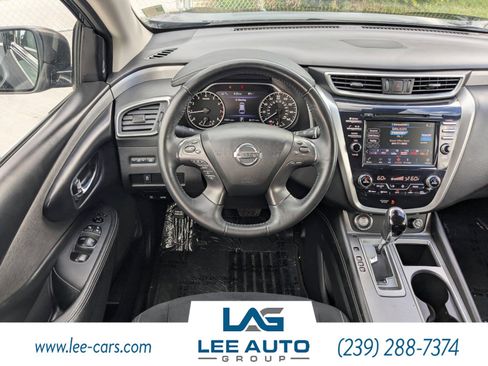 Used 2021 Nissan Murano SV image 13