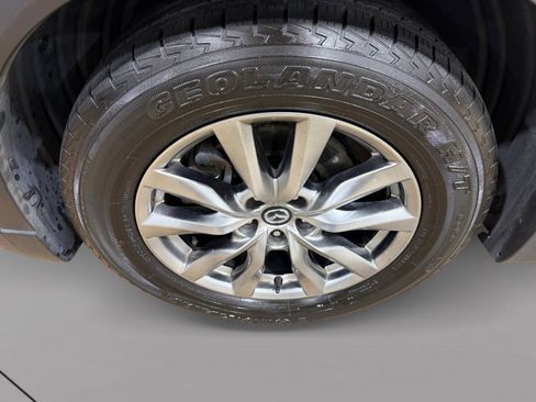 Used 2017 MAZDA CX-9 Touring AWD/4WD image 3