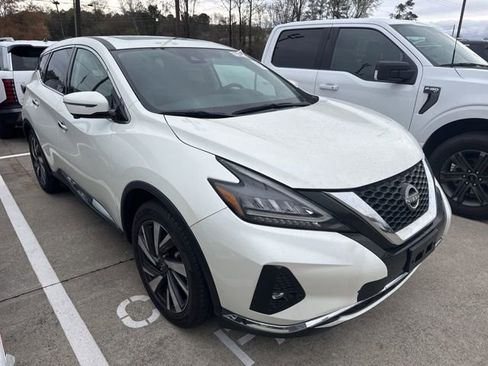Used 2023 Nissan Murano SL w/ SL Moonroof Package image 2
