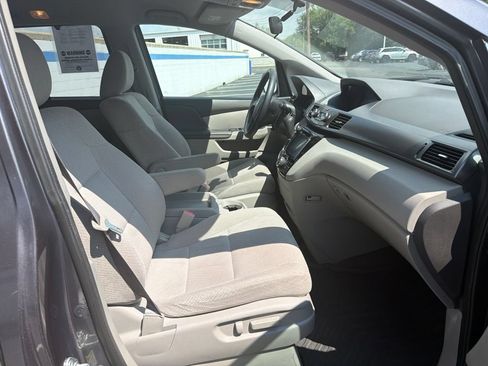 Used 2015 Honda Odyssey EX image 23