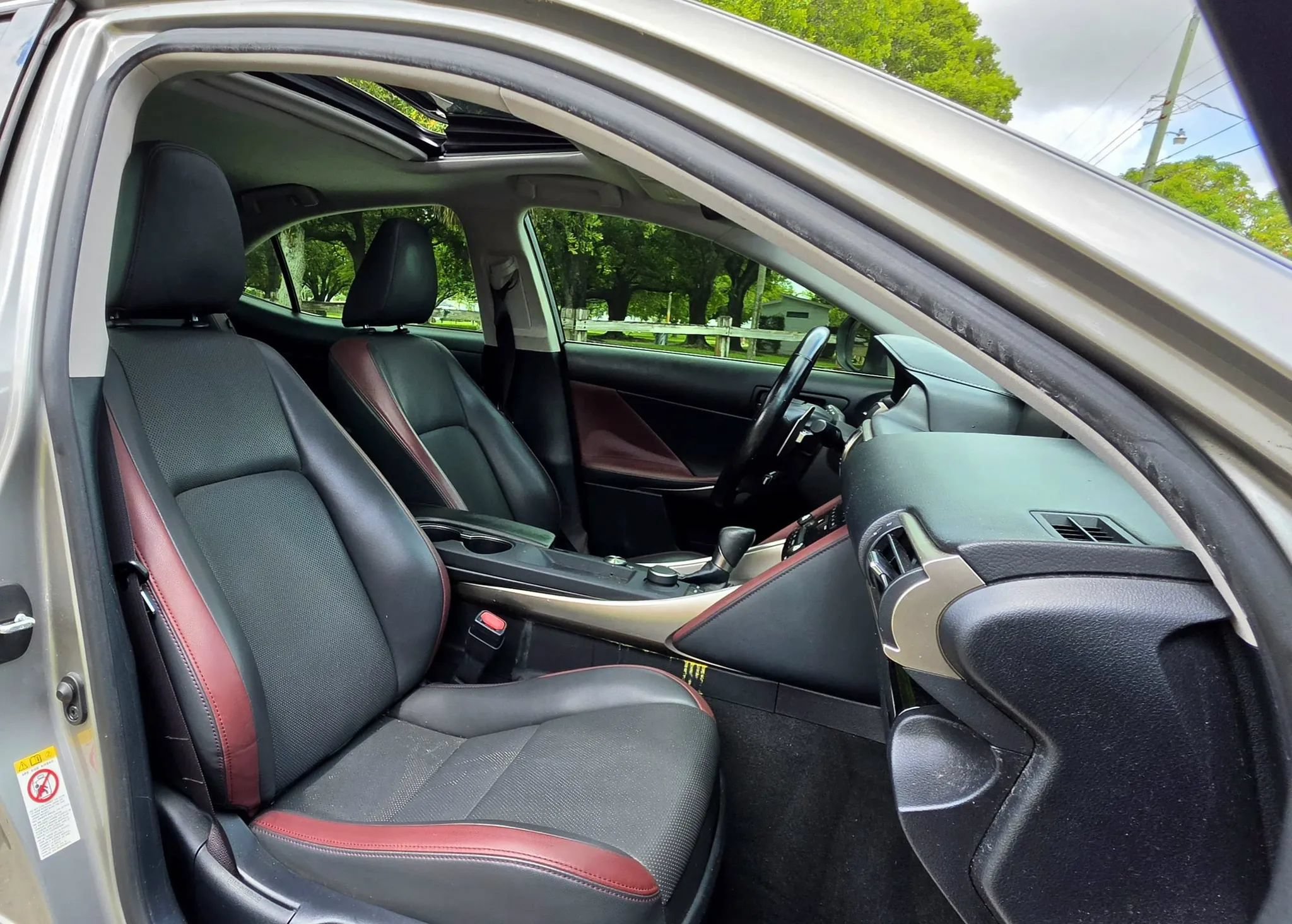 Used 2018 Lexus IS 300 w/ Premium Package RWD image 7