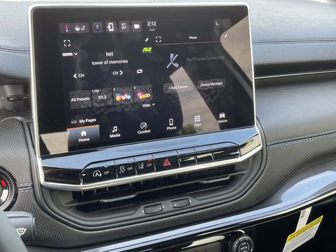 New 2026 Jeep Compass Latitude image 27