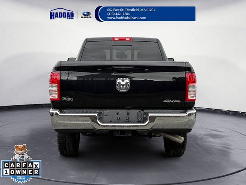 Used 2024 RAM 2500 Tradesman w/ Chrome Appearance Group AWD/4WD image 6