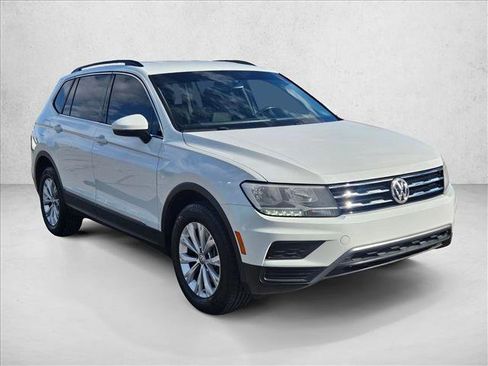 Used 2018 Volkswagen Tiguan SE AWD/4WD image 3