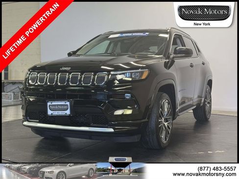 Used 2022 Jeep Compass Limited w/ Elite Group image 4