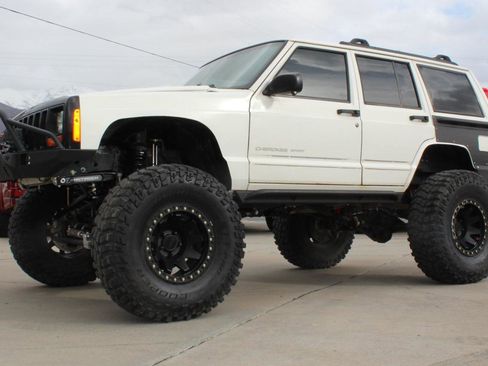 Used 2001 Jeep Cherokee Sport image 26