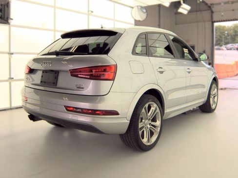 Used 2018 Audi Q3 2.0T Premium w/ Convenience Package AWD/4WD image 2