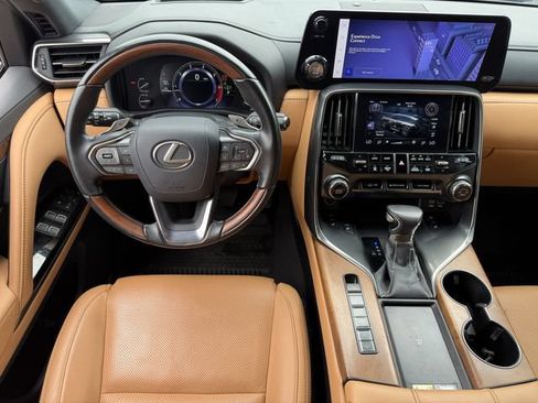 Used 2023 Lexus LX 600 4WD w/ Accessory Package (Z1) image 12