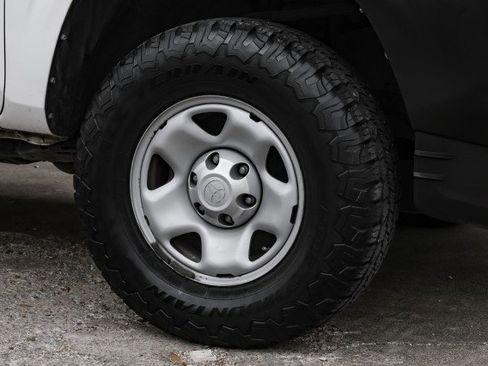 Used 2022 Toyota Tacoma SR image 52