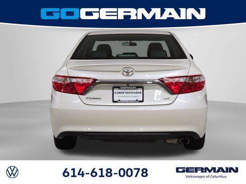 Used 2017 Toyota Camry SE image 11