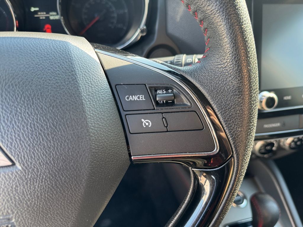 Used 2023 Mitsubishi Outlander Sport AWD image 35