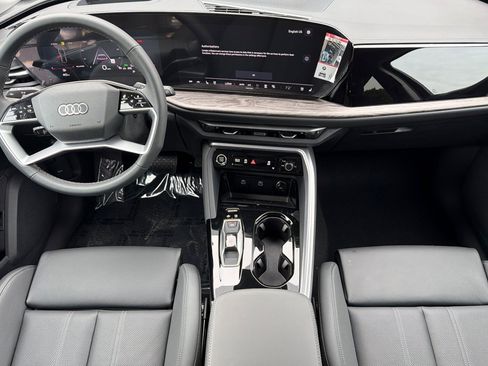New 2025 Audi Q5 Premium Plus image 12
