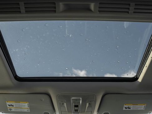 Used 2015 Mercedes-Benz ML 350 4MATIC image 32