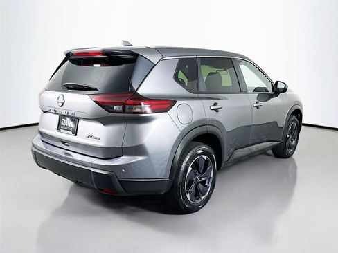 Used 2024 Nissan Rogue SV AWD/4WD image 13